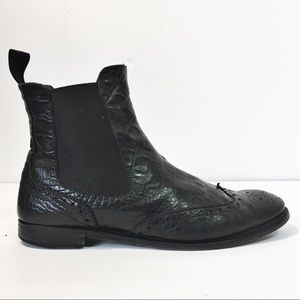 Pertini Black Leather ankle  booties